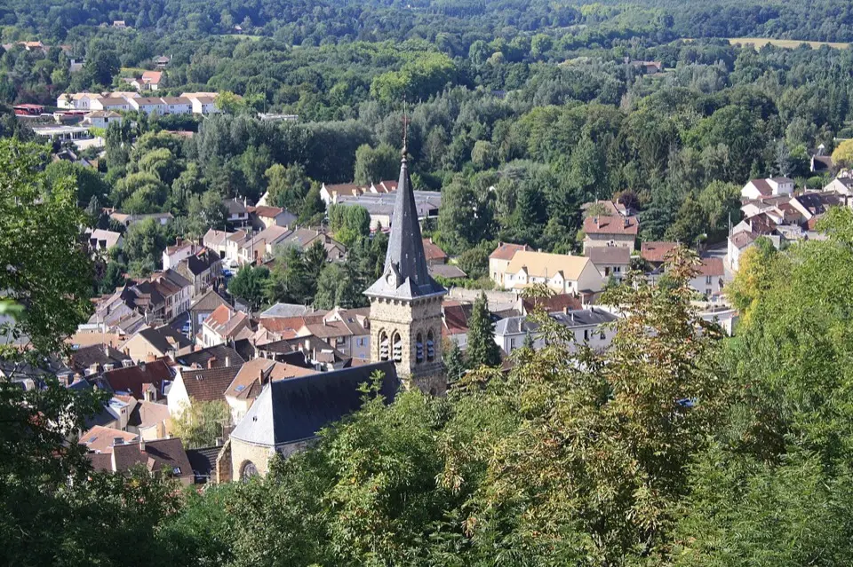 Vallée de Chevreuse and the Dix-Sept Tournants, Chevreuse, France